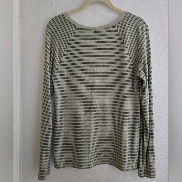 CAbi | game day tee - Picture 8 of 8